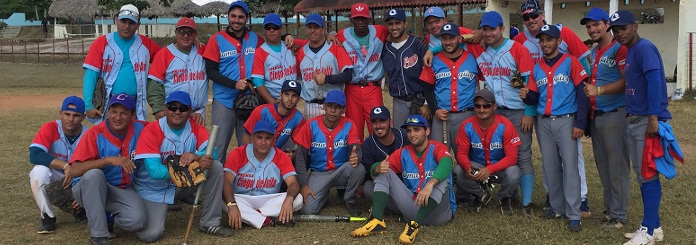 Camagüey y Ciego cierran con softbol Jornada de la Prensa