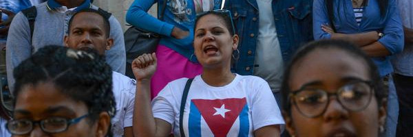 Jóvenes cubanos piensan América 