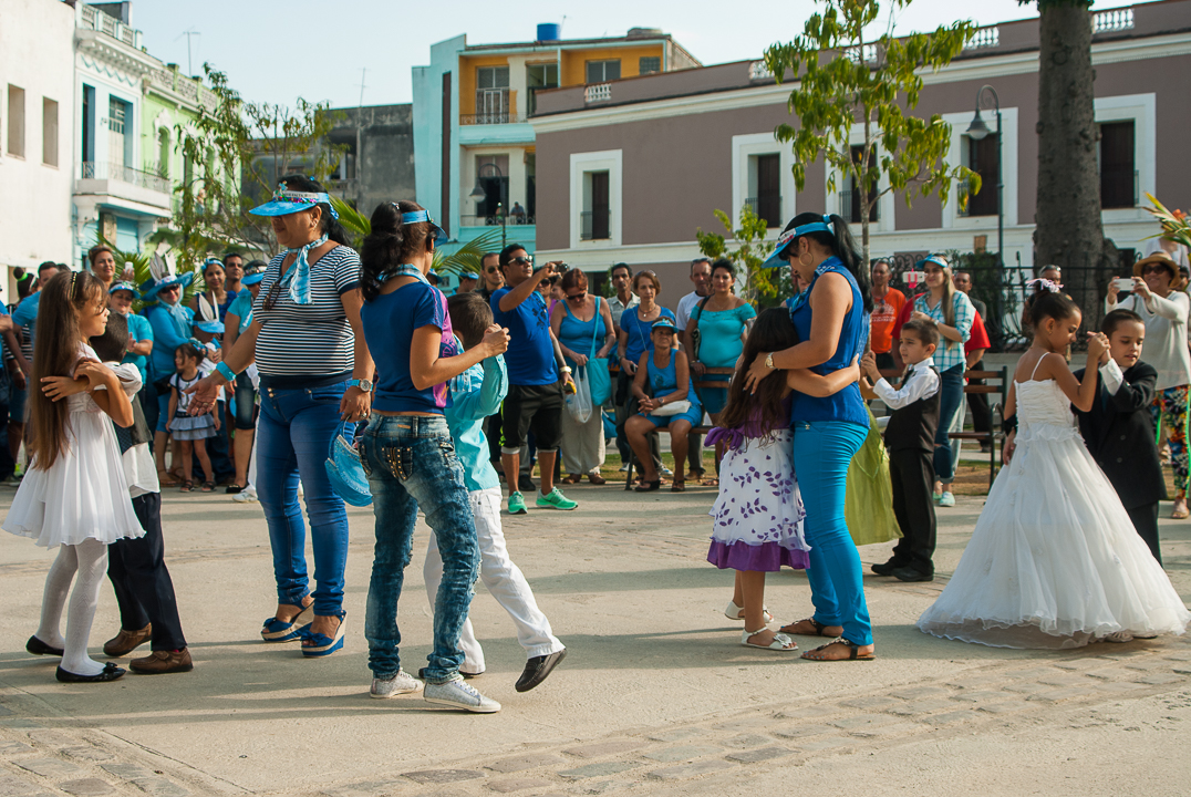 Fuera de la escuela se estimula la relación con el entorno.