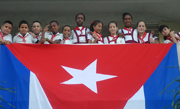 Titular de Educación invita a pensar juntos el próximo curso