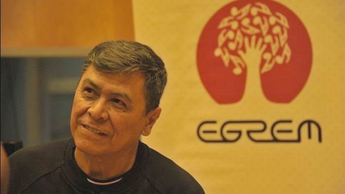 Salvadoreño Álvaro Torres graba disco en Cuba