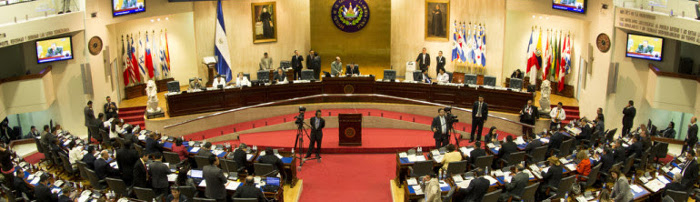 Derecha salvadoreña impone dirección de nueva legislatura