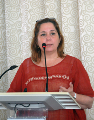 La Dr. C. Rosa Mirian Elizalde se refirió a las tendencias en la gestión de contenidos digitales.