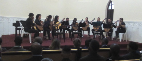 Notas jóvenes ovacionadas en noche de concierto