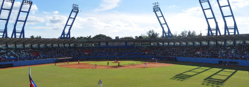 Elogian evolución del béisbol camagüeyano