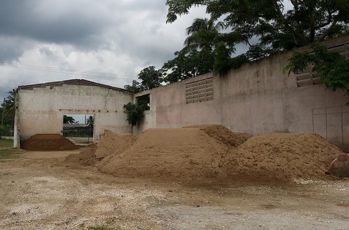 Materiales que brinda el Estado cubano a los damnificados por Irma.