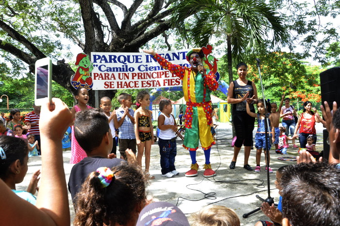 Fiesta para "los locos bajitos"