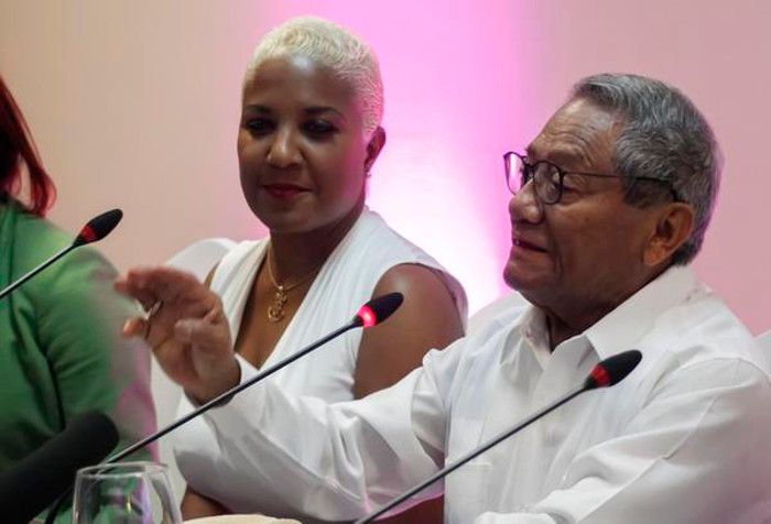 Primer concierto ecológico en Cuba será el de Armando Manzanero 