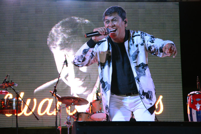 Álvaro Torres interrumpe gira por Cuba debido a problemas familiares