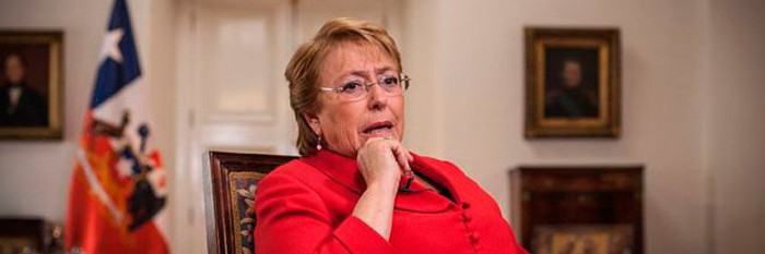 Expresidenta Bachelet habla de igualdad de género 