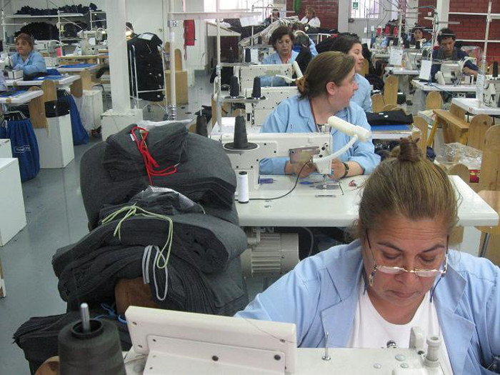 Industria textil camagüeyana busca más productividad y calidad