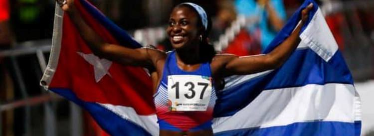 Rose Mary Almanza, doble campeona