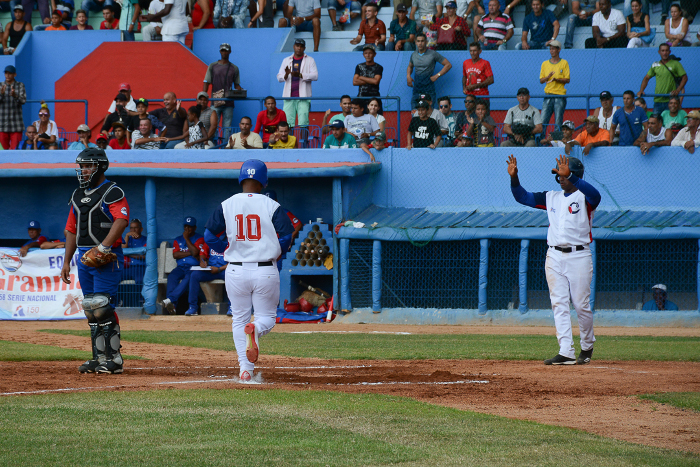 Foto: Leandro Pérez Pérez/Adelante Camagüey noquea a Granma y se lleva la subserie