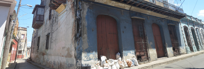 Un palacio abandonado al paso del tiempo