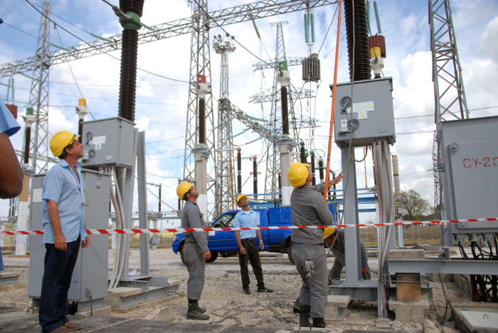 Foto: Otilio Rivero Delgado/ Adelante/ Archivo Avanzan inversiones eléctricas en Camagüey