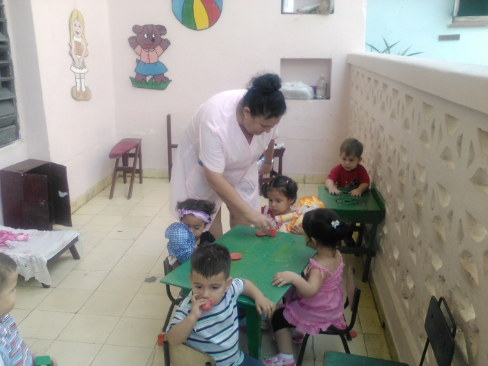 Trabajan por completar cobertura docente en círculos infantiles camagüeyanos