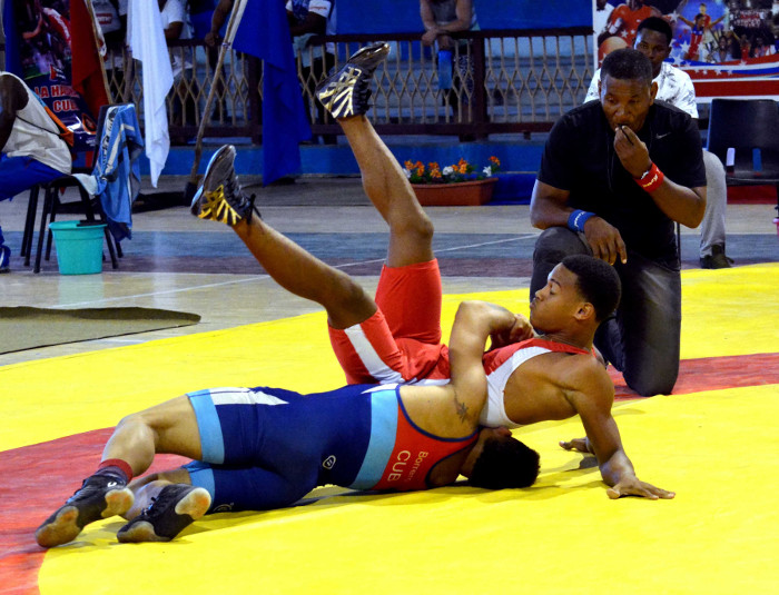 Lucha por la libre en Camagüey