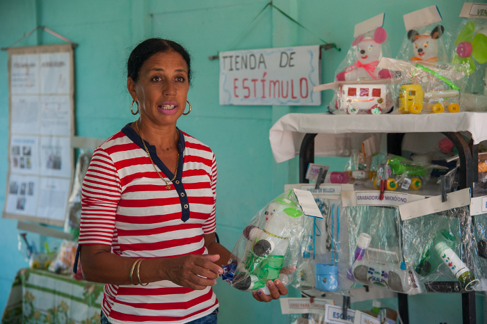 Para la maestra Aida betancourt de la Fé, la tienda por estímulo es un espacio que se puede replicar en otras escuelas de la provincia.