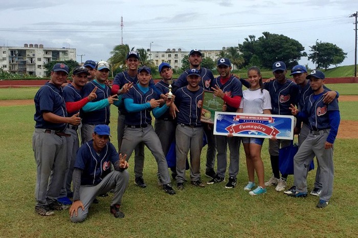 Cuando a la tercera llegó la plata