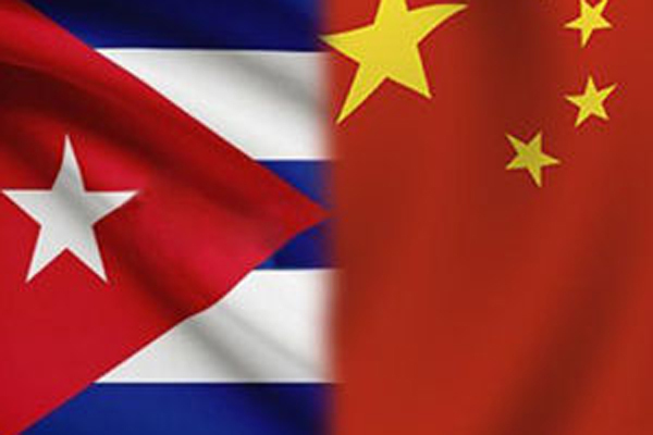 Científicos chinos intercambian con colegas cubanos sobre aplicaciones  tecnológicas