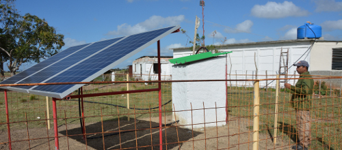 Electrificadas con paneles solares viviendas aisladas en Camagüey