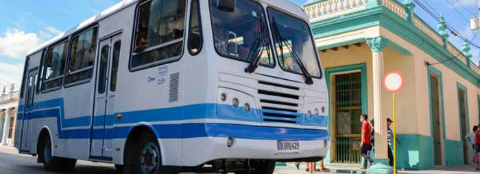 Jóvenes del transporte debaten en Camagüey