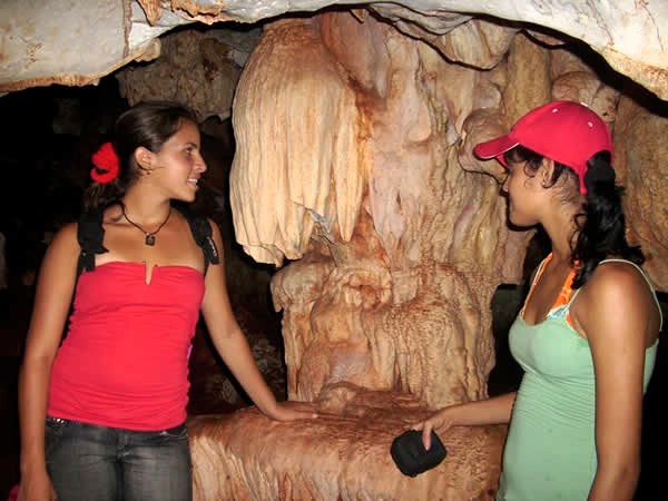 Cueva María Teresa, reserva ecológica de Limones