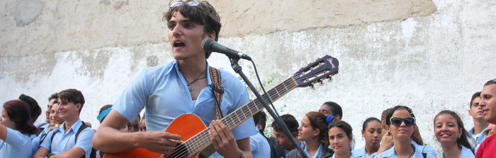 Canto Adentro: vuelve festival de trova en Camagüey 