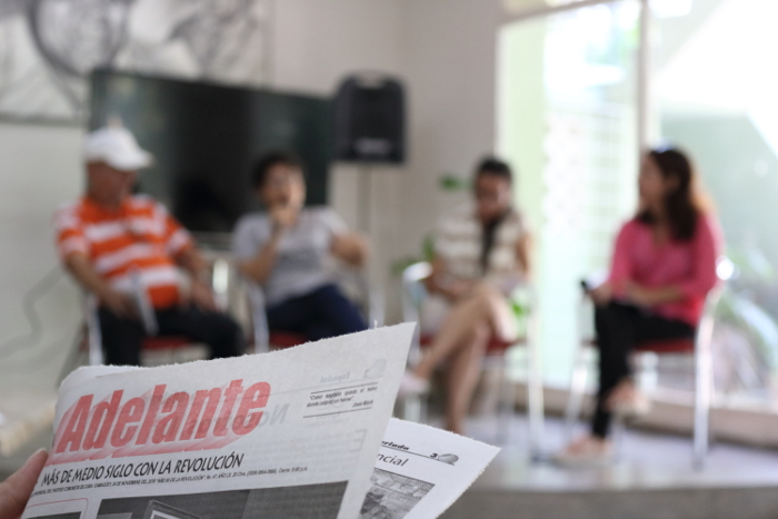 La AHS celebra de antemano los 60 años del periódico Adelante con un conversatorio dentro de la feria.