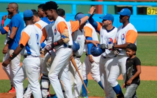 Foto: Tomada de cubasi.cu  A play off Leñadores, Gallos, Azucareros y Tigres