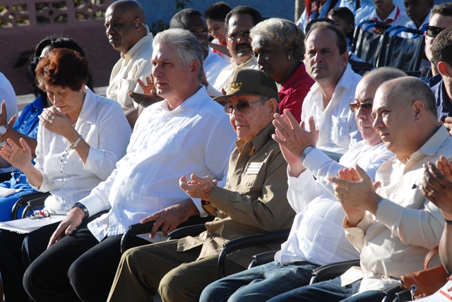 Raúl y Díaz-Canel presiden inauguración de la Escuela especial Amistad Cuba-Vietnam (+Fotos)