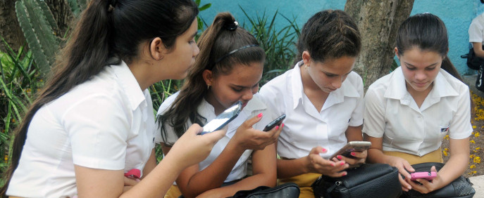 Las niñas en Cuba por más acceso a las tecnologías