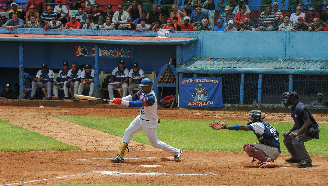 Leslie Anderson y el día de los regresos