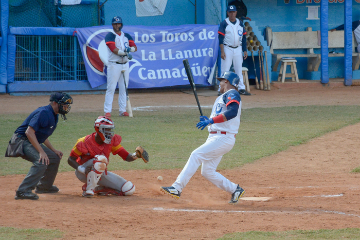 Los Toros de la Llanura  y Cocodrilos de Matanzas,  nuevamente se encuentran en el estadio Cándido González de Camagüey.Foto: Alejandro Rodríguez Leiva/ Adelante/Archivo Serie Nacional de Béisbol: Decimocuartas subseries particulares