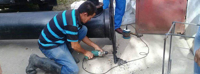 Bombeo de agua con ariete hidráulico reduce consumo eléctrico
