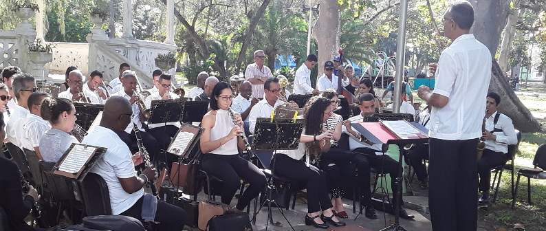 Música clásica perfuma la Fiesta del Tinajón