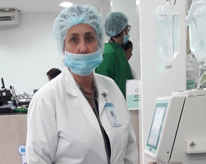 Dra. María Mercedes Pérez Escobar. Colaboradora en Ecuador. Especialista en Nefrología.