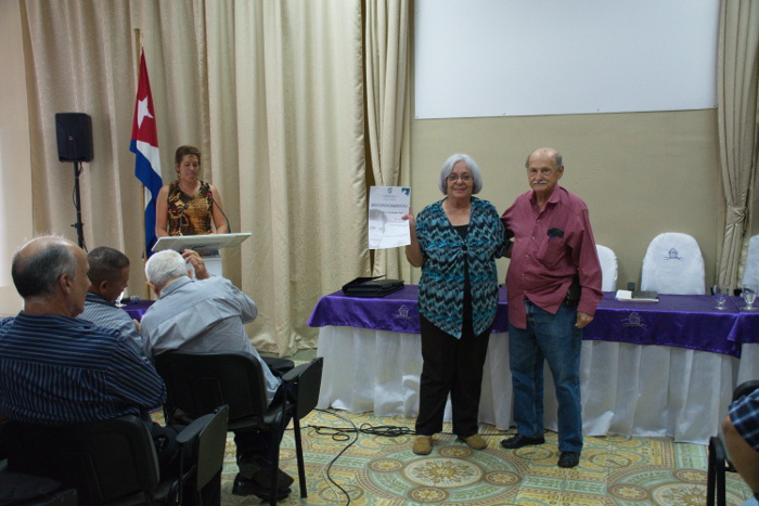 De la economía, un análisis multifactorial