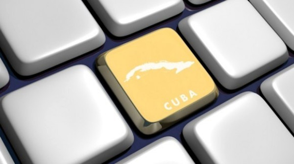 Imagen: Tomada de cubabedate.cu Insiste Presidente cubano en generalizar la cultura informática