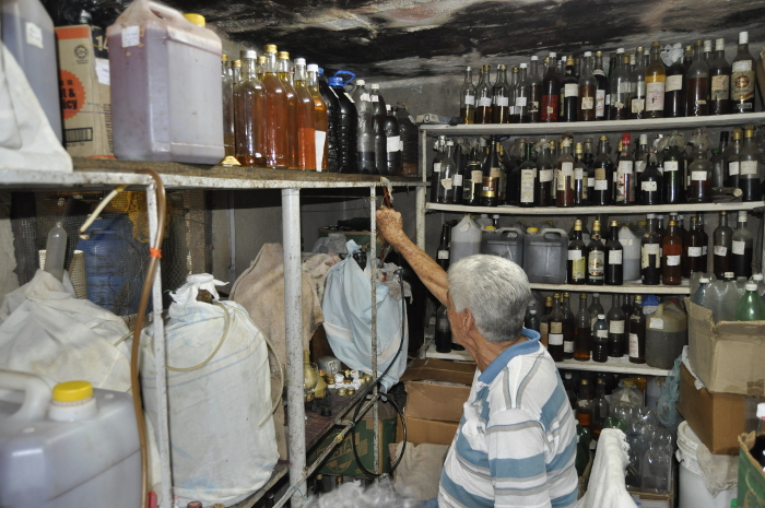 Vinicultores locales rumbo al festival nacional