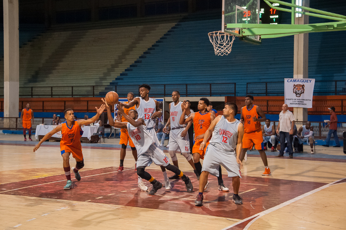 Foto: Leandro Pérez Pérez/Archivo Adelante Baloncesto Superior a la vista