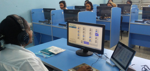 Instalado en Ciencias Médicas moderno laboratorio de Idiomas camaguey