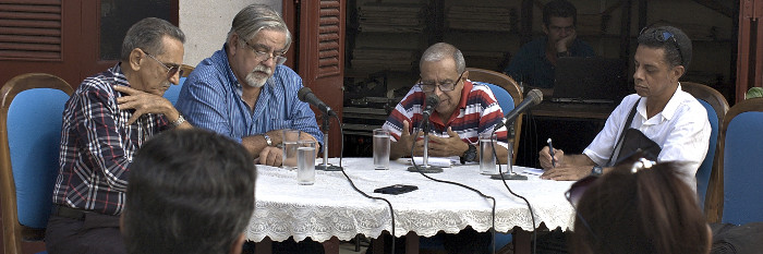 Homenaje al Villabella periodista de Adelante