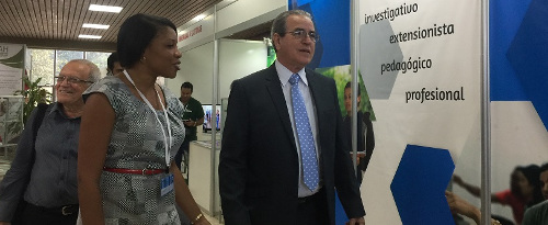 Elogia ministros de educación impacto de la Universidad de Camagüey