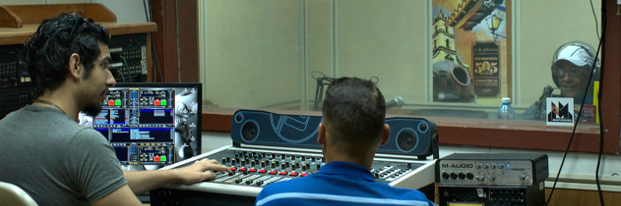 Diálogo de radialistas honró las primeras villas