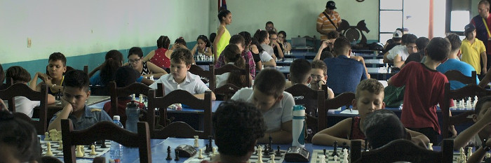 Lideran escolares camagüeyanos torneo de ajedrez