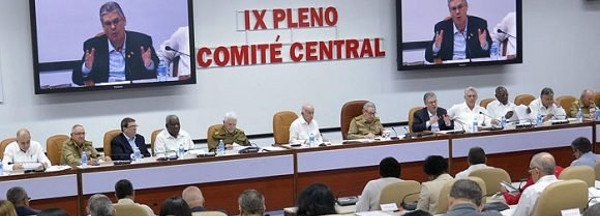 Sesionó X Pleno del Comité Central del Partido