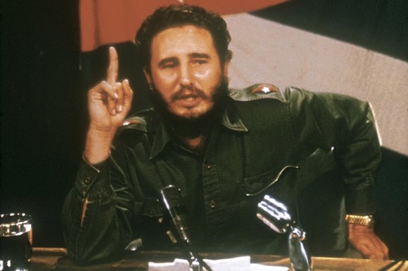 Fidel y el pueblo condenaron al fracaso maniobra de Urrutia/camaguey