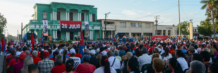 En la plaza, otra vez Fidel