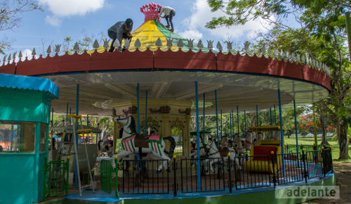 Verano desde el encanto de un parque/camaguey